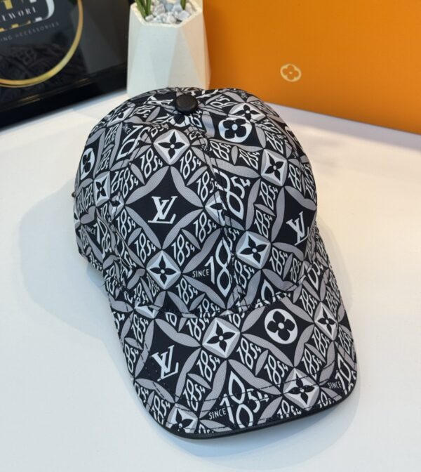Casquette LV -white